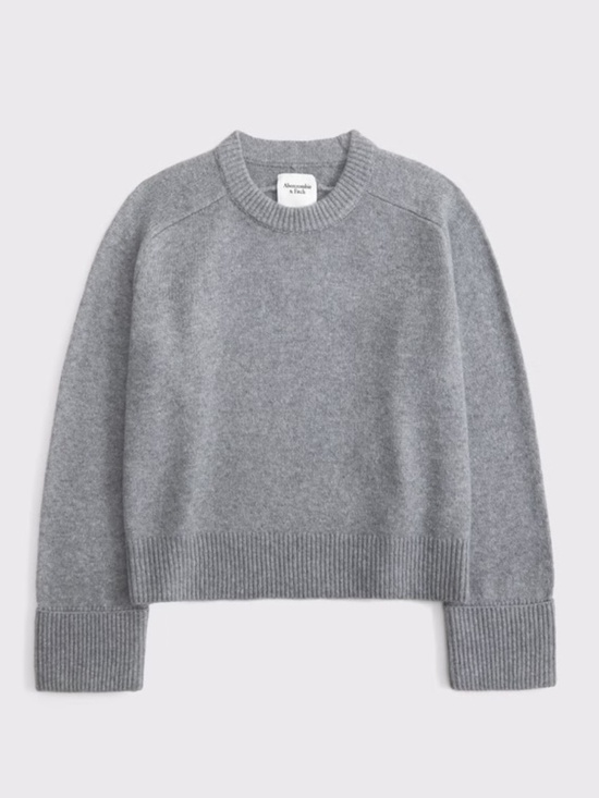 Abercrombie & Fitch Sweaters - Abercrombie & Fitch Sweater